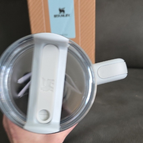 Stanley 40 Oz Cream Floral Insulated Mug - Picture 3 of 5